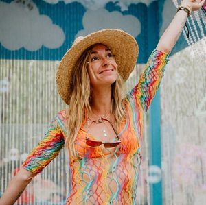 Meet your Posher, Layla